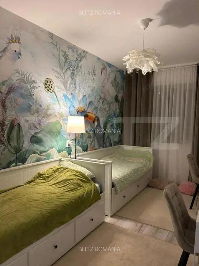 Apartament de vanzare, cu 3 camere, 70 mp, zona Strand - 3