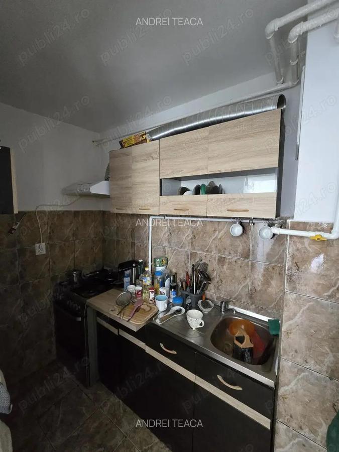 Garsoniera renovata, la parter, zona Piata Astra - 2