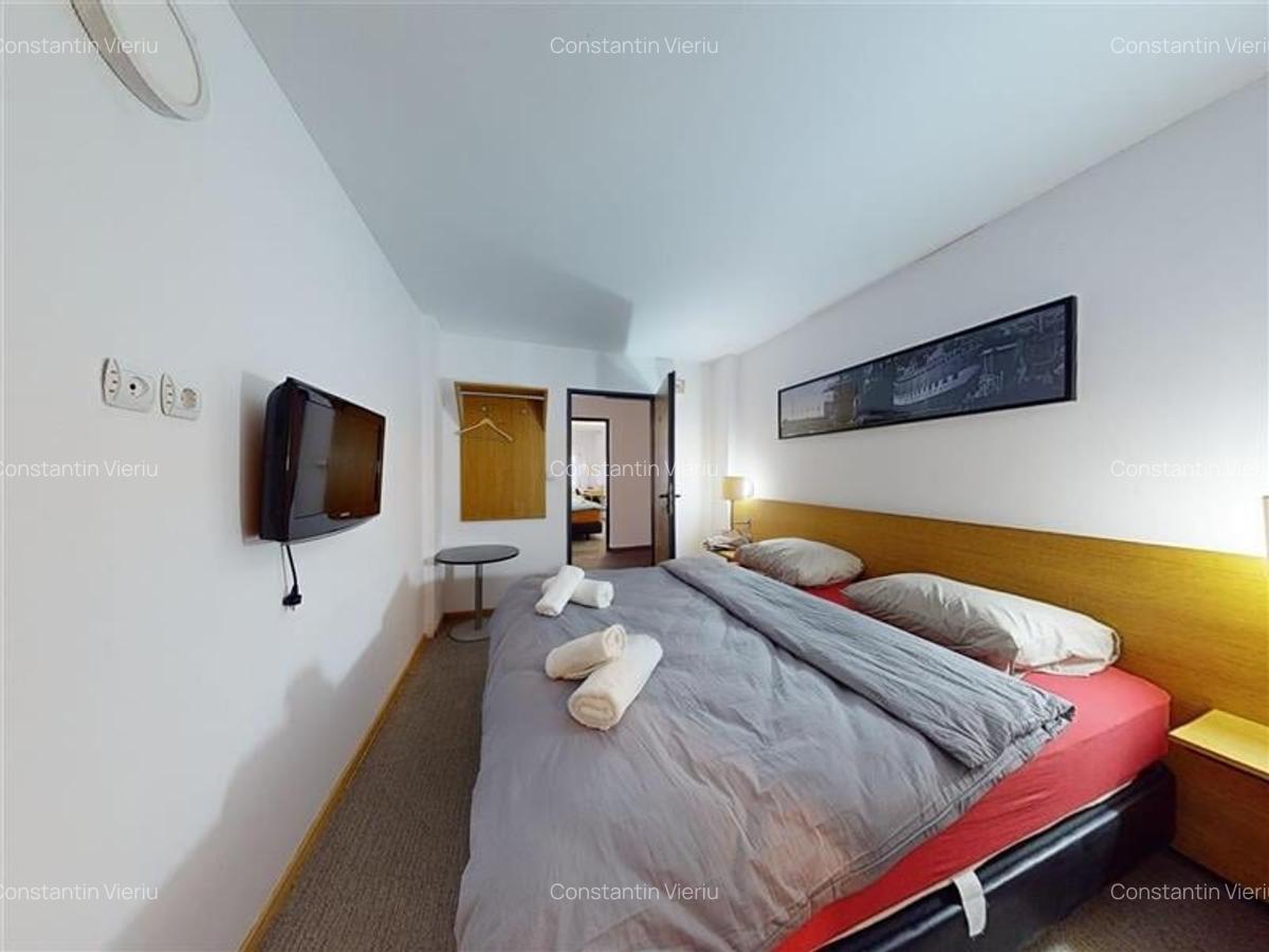 LIVE! Motel sub proiect inovator,design eco-friendly,confort optimizat,Cristian, - 21