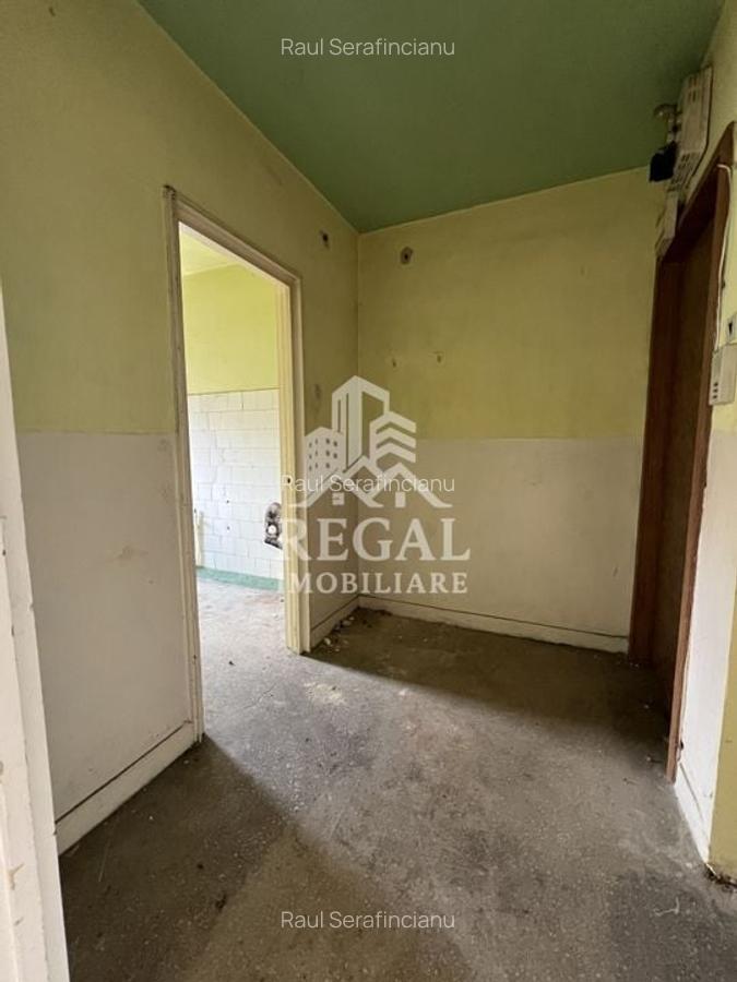 Apartament cu 2 camere, Micro 4 - Etaj 4/4 - 4