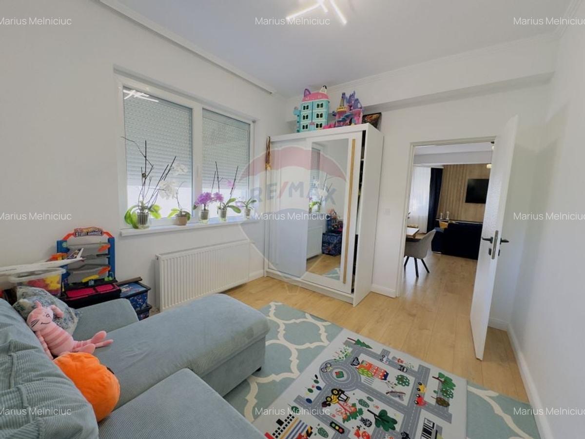 Casa / Vila 5 camere,piscina Cart.Orizont 2 zona Metropolitana Oradea - 30