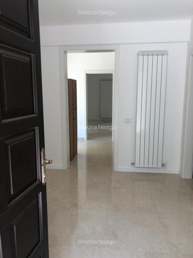 VILĂ MODERNĂ CU 8 CAMERE | ZONA DOROBANȚI - TVR | 300 MP UTILI | CURTE PRIVATĂ - 16