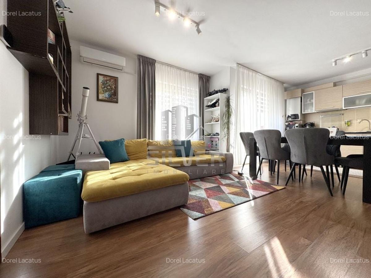 Apartament cu 3 camere la cheie+2 parcari. - 1