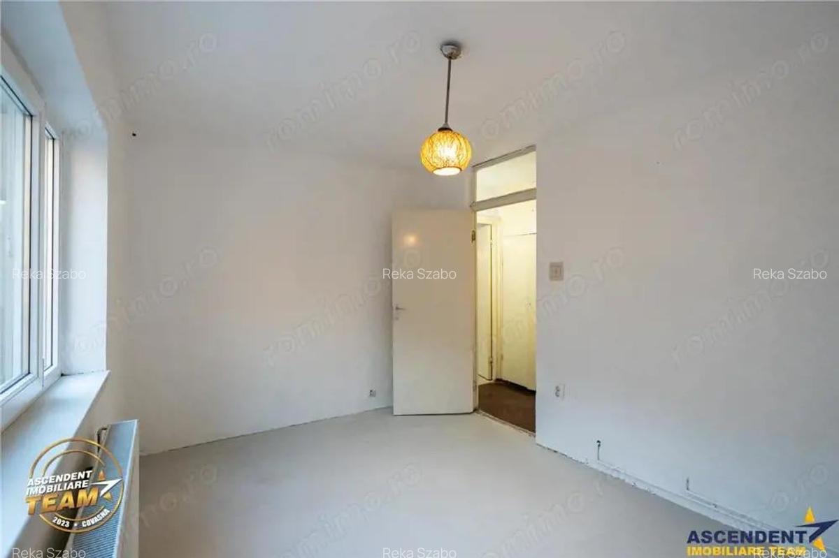 Film! Rezidenta personalizabila, etaj1, cu balcon,Targu Secuiesc, Covasna - 15