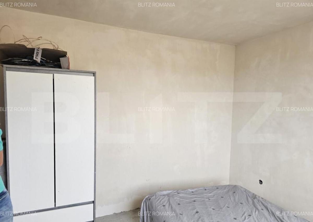 Casa la rosu/semifinisata, P + E, 140 mp utili, 300 mp teren - 4