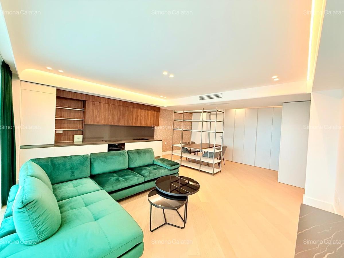Apartament 3 camere Cortina 126 -  terasa 24 m.p.- prima închiriere - 2