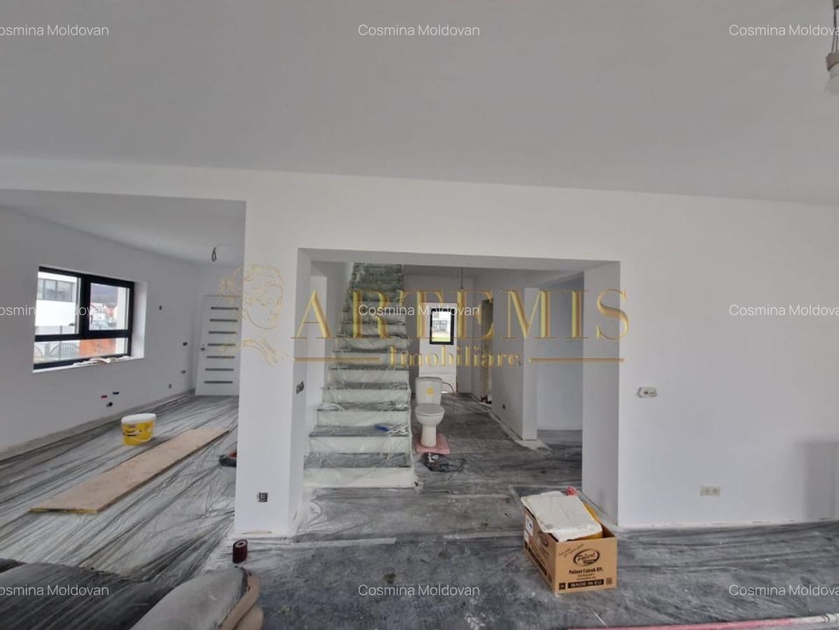 Casa individuala, decomandata, 5 camere,  180 mp., teren 500 mp., zona Subcetate - 1