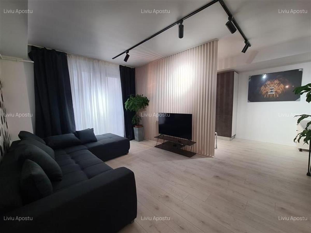 Inchiriere studio Lux Decebal, loc de parcare la subteran inclus - 1