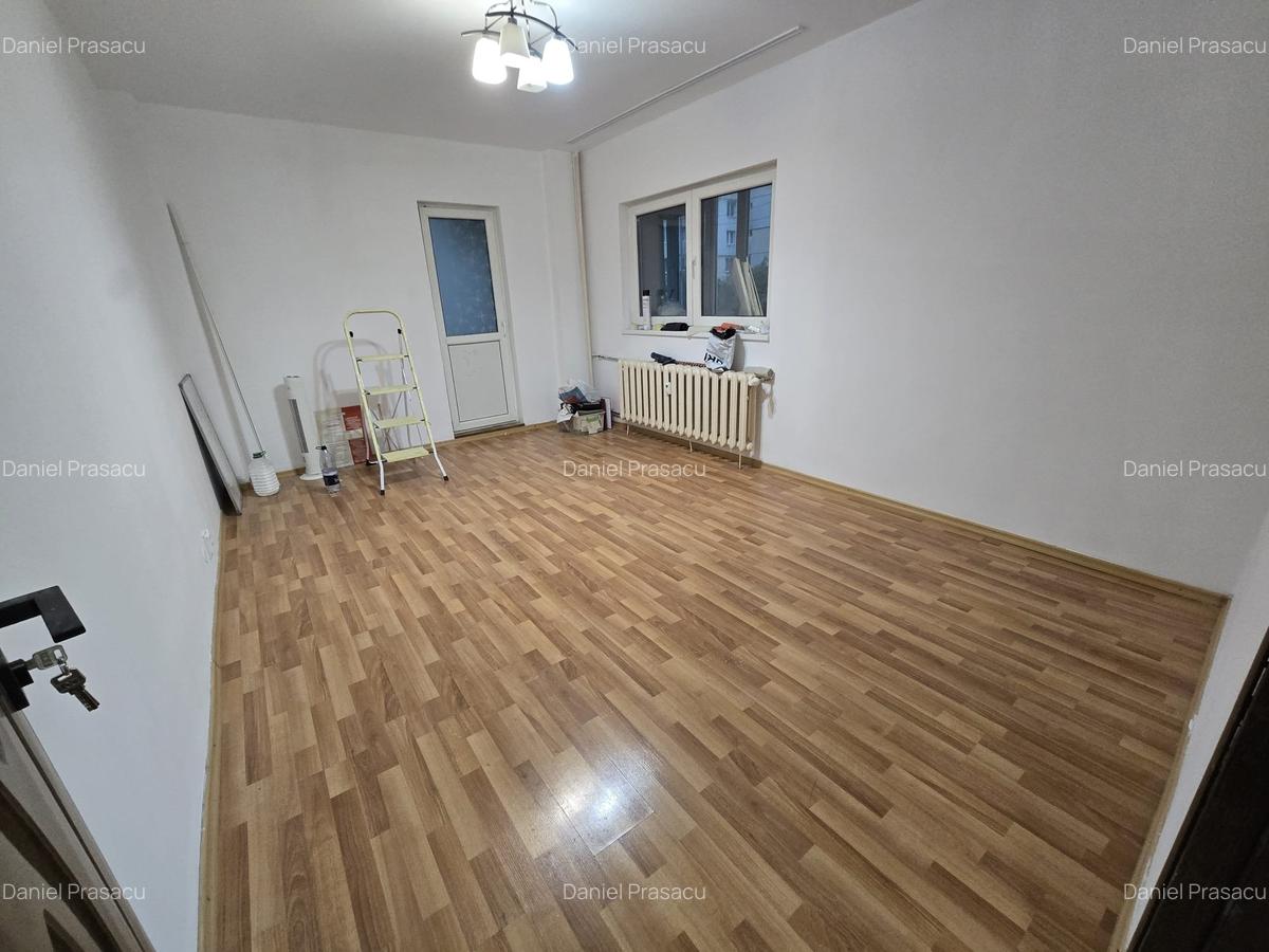 Garsonieră spațioasă, 39 mp, bloc mixt finalizat 1982 – Drumul Taberei / Ghencea - 1
