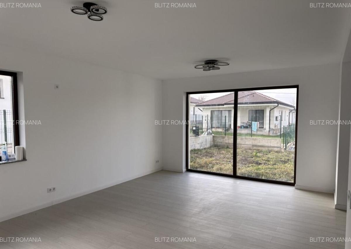 Casa Parter Finisata la Cheie, Living Luminos ?i Curte Ma - 28