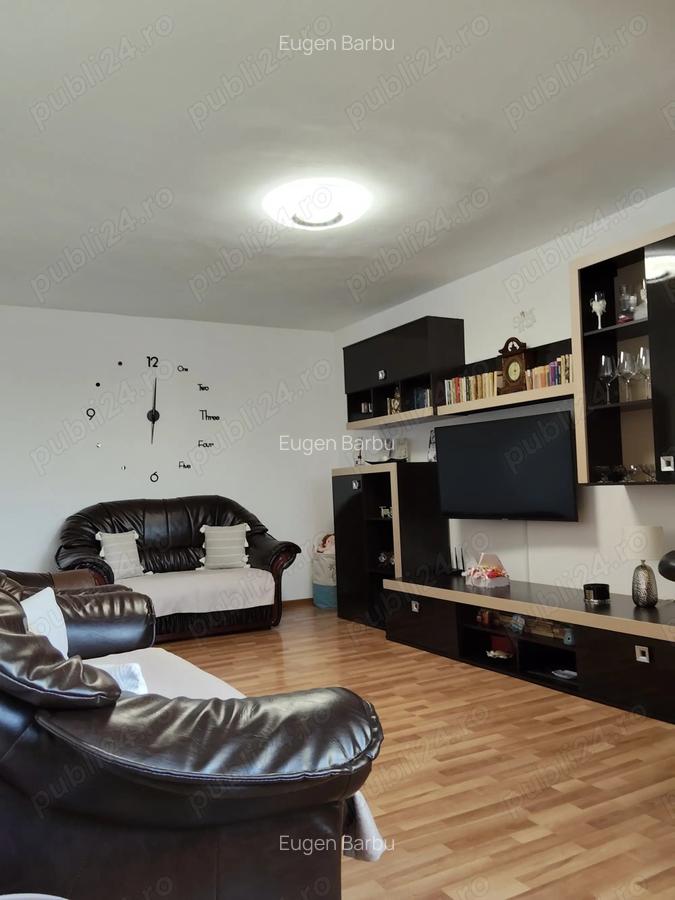 Apartament 4camere de vanzare - 11 Apartament 4camere de vanzare - 11