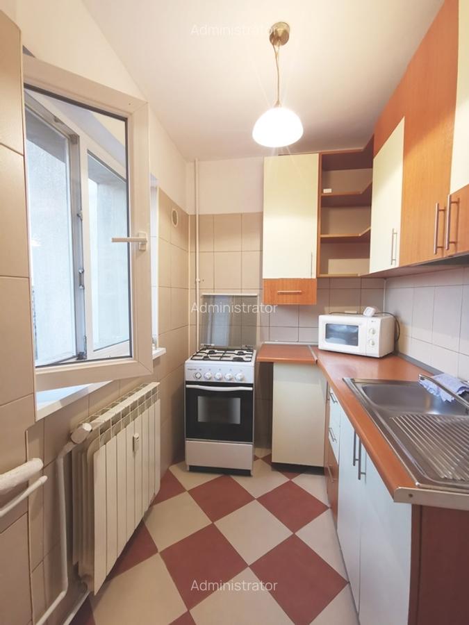 Vanzare gars mobilata Politehnica bloc izolat,langa metrou Lujerului - 11 Vanzare gars mobilata Politehnica bloc izolat,langa metrou Lujerului - 11