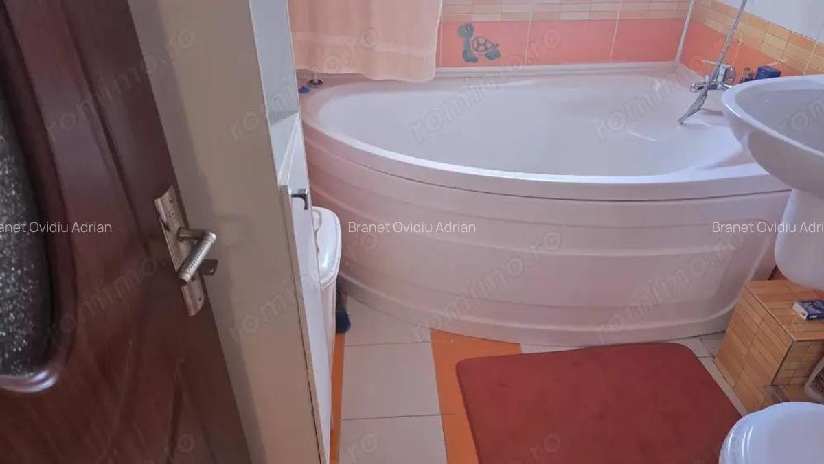 Vand apartament 3 camere cu scara interioara, pe 2 nivele in Deva, zona Minerului - 7