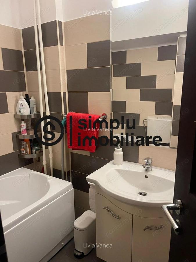 Garsoniera decomandata -Rovine - 8