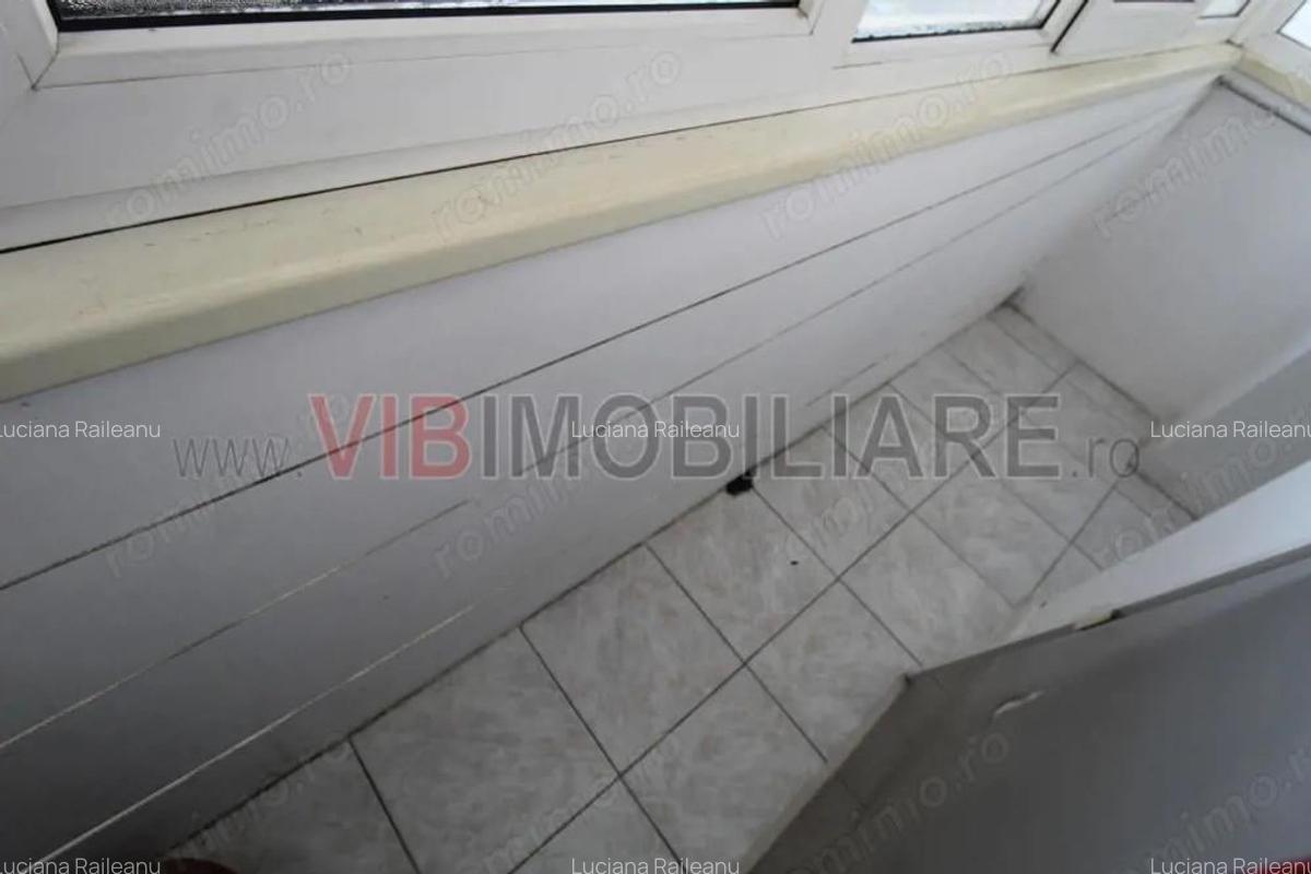 Calea Calarasilor - Piata Muncii - 2 balcoane - bloc mixt - 4