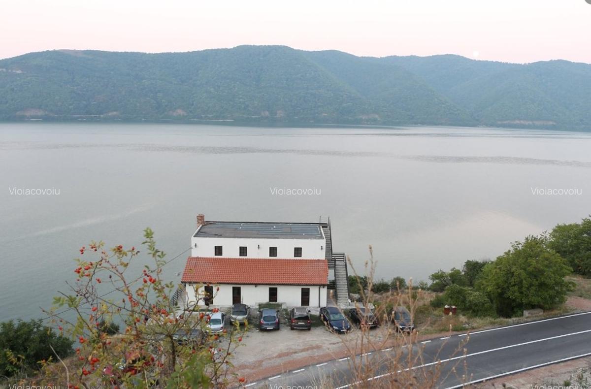 Pensiune + casă de oaspeți, Clisura Dunării, Șvinița - 15