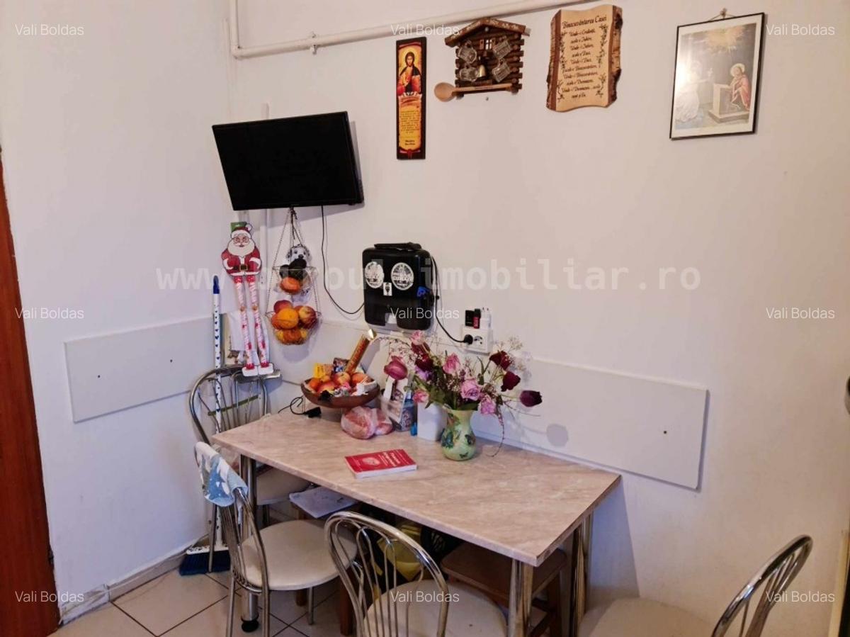 Vânzare apartament 2 camere cu centrala pe gaze, se accepta credit ipotecar - 3
