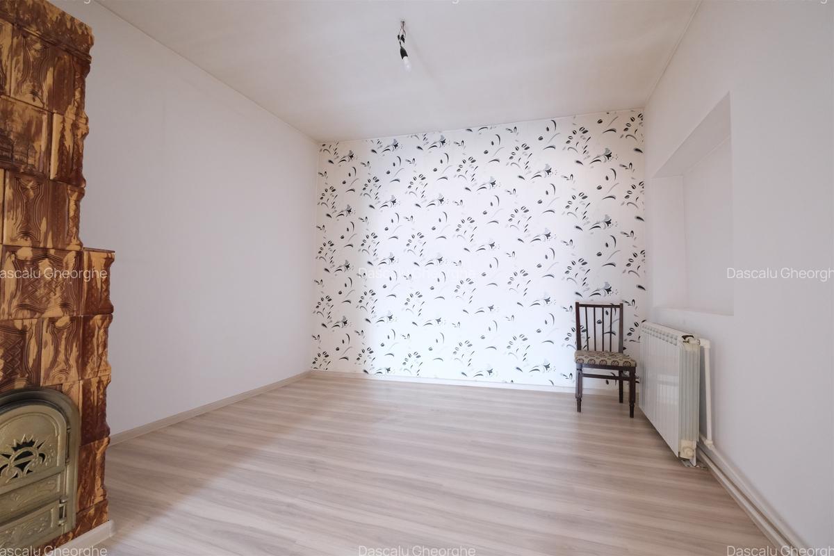 TEI TOBOC - Petricani, casa exceptionala din caramida, 4 camere si 200 mp. teren - 8
