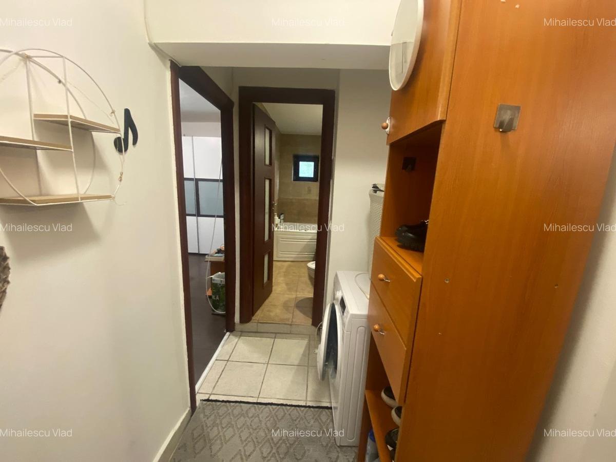 Apartament cu 2 camere decomandat, mobilat în 13 Septembrie - 11