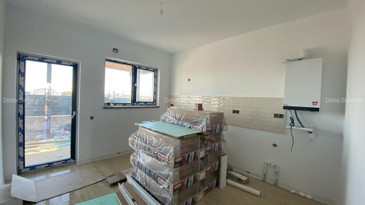 Casă cu 5 camere în Prelungirea Craiovei - 2