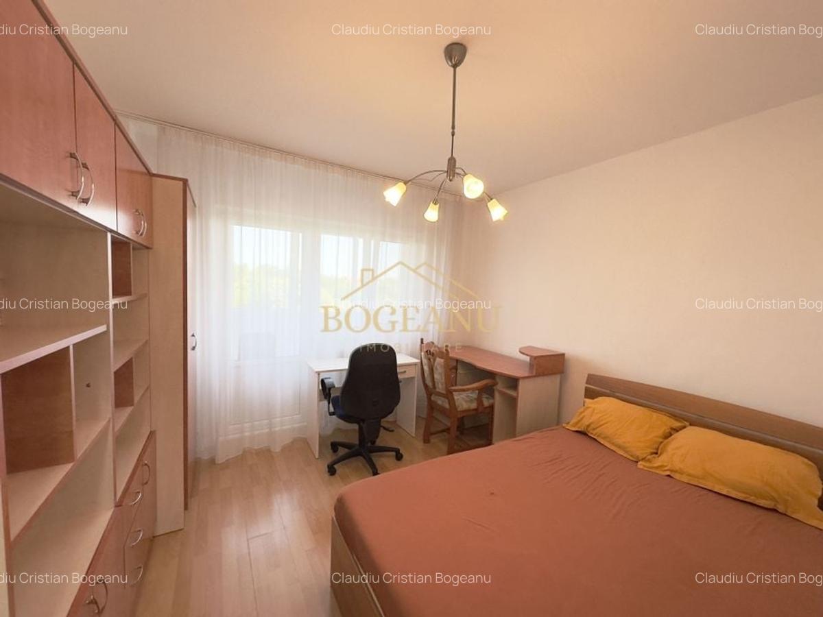 Apartament cu 3 camere semidecomandat, mobilat în Central - 4
