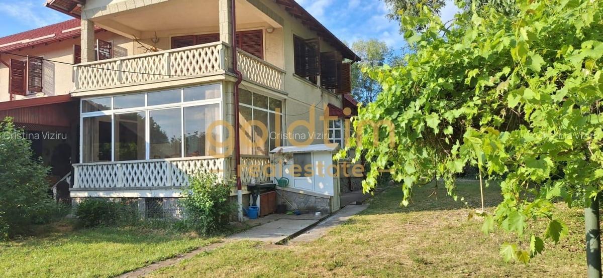 CASA IN ZONA LINISTITA/MOBILATA/UTILATA/TEREN IMPRESIONANT 5000MP/CORNU/PRAHOVA - 56