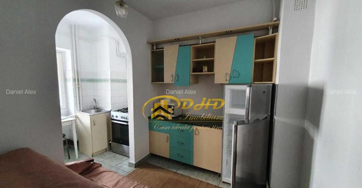 Apartament spatios, 2 camere, Decomandat, CUG - 3