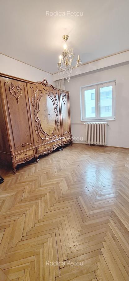 Apartament cu 4 camere decomandat în Herăstrău - 7
