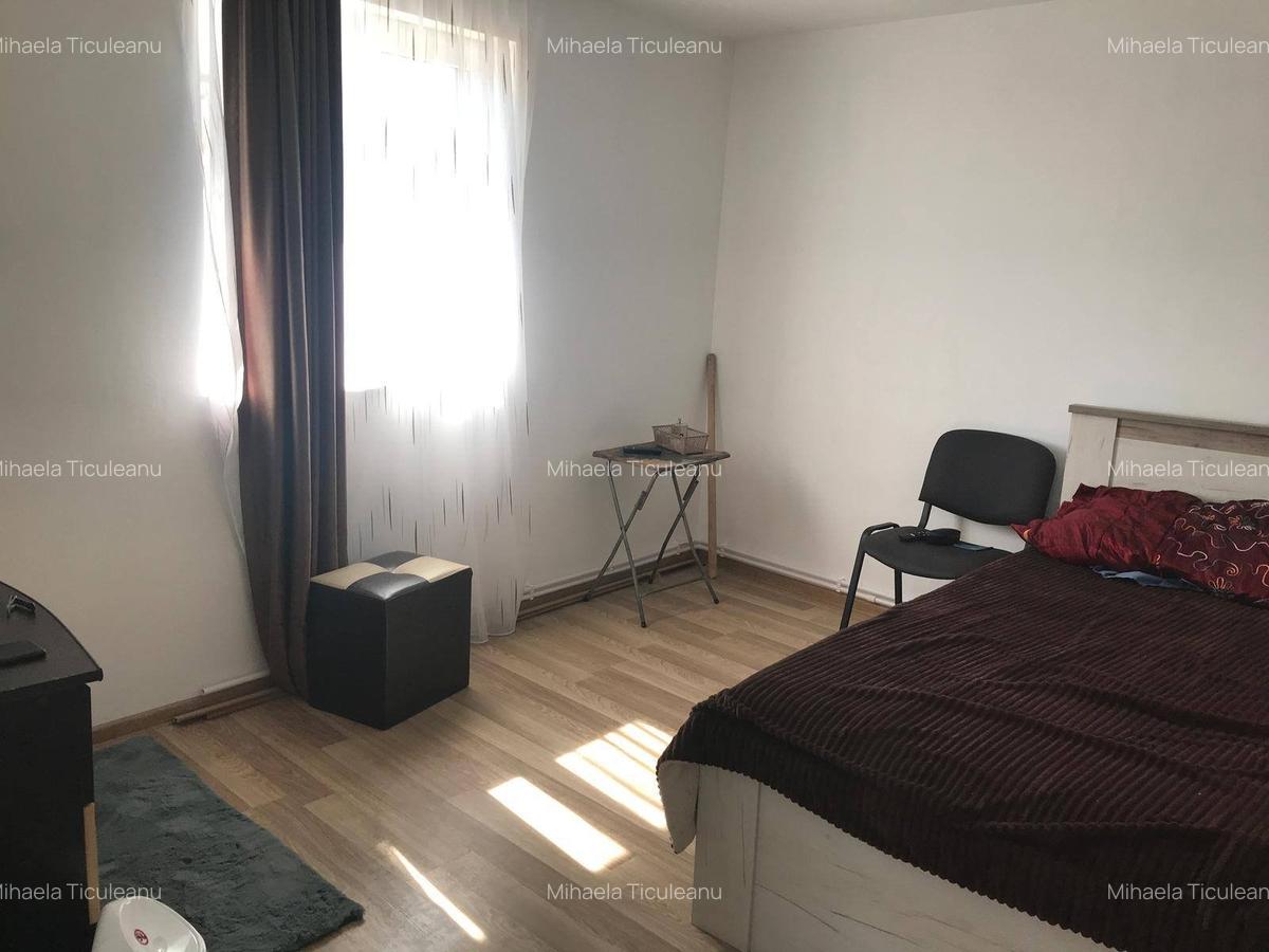 Casă cu 2 camere în Central - 2