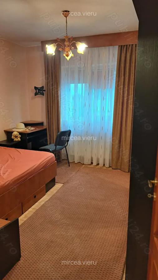 Vand apartament decomandat cu doua camere - 4