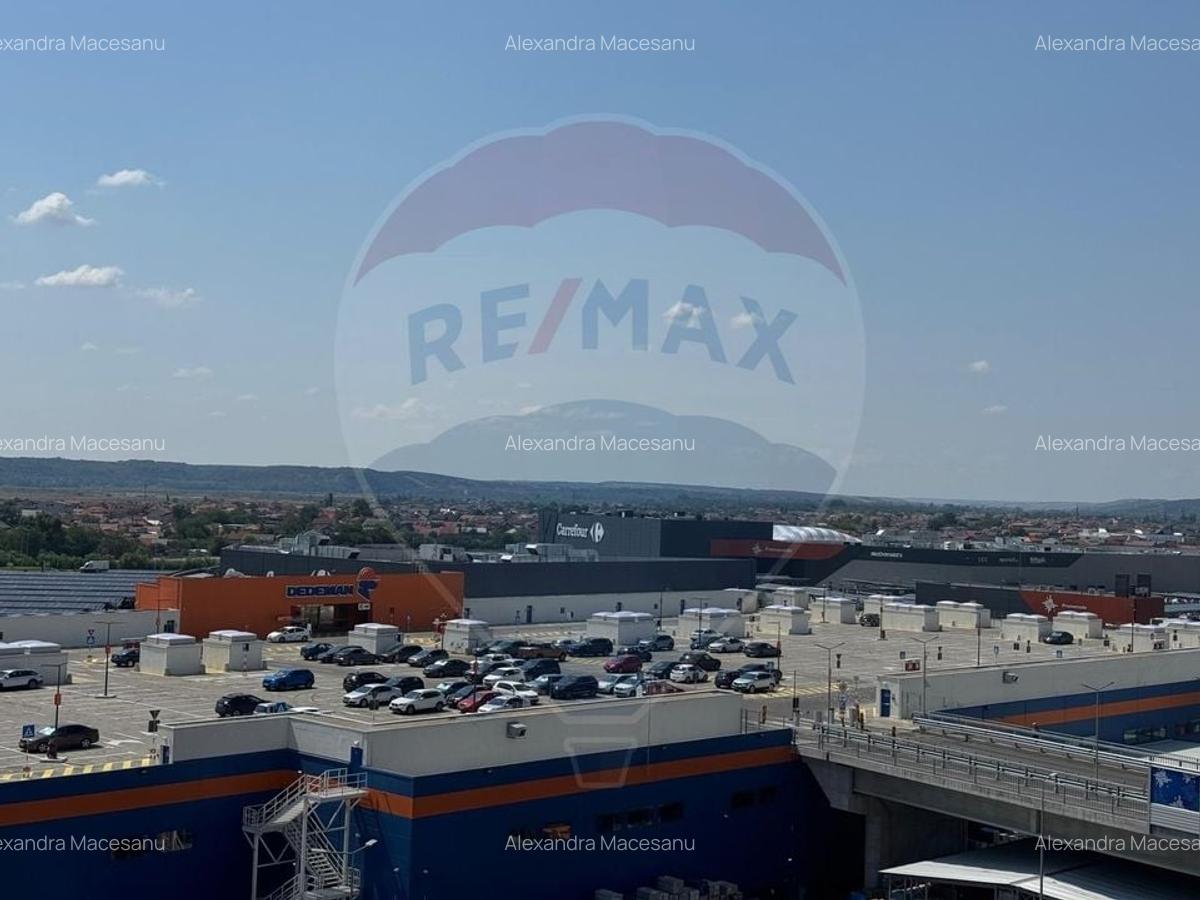 Apartament cu 3 camere de vanzare in zona Craiovita Noua - 12