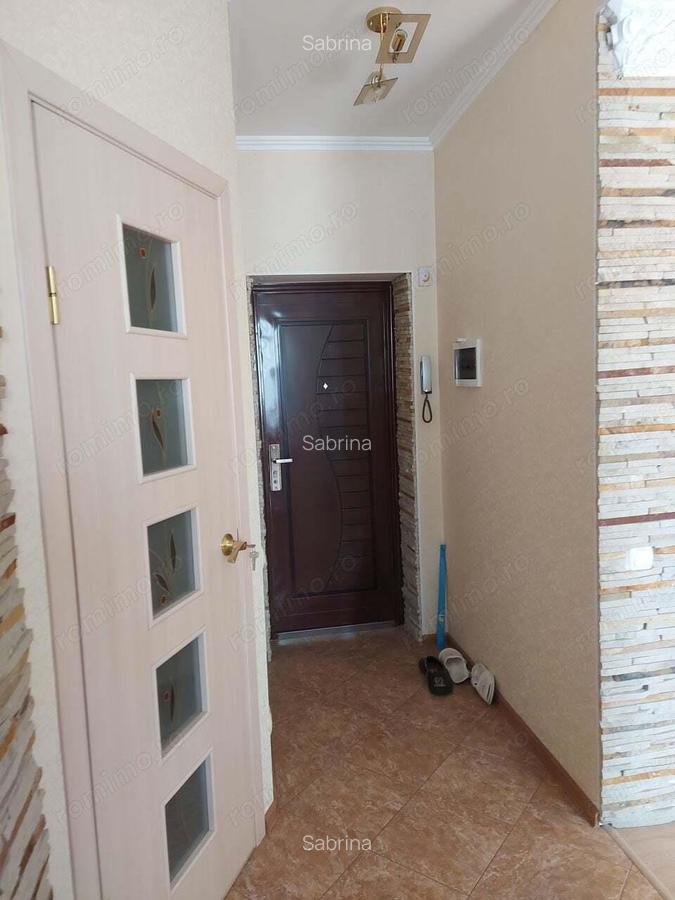 Garsoniera de vanzare in zona Berceni - 2