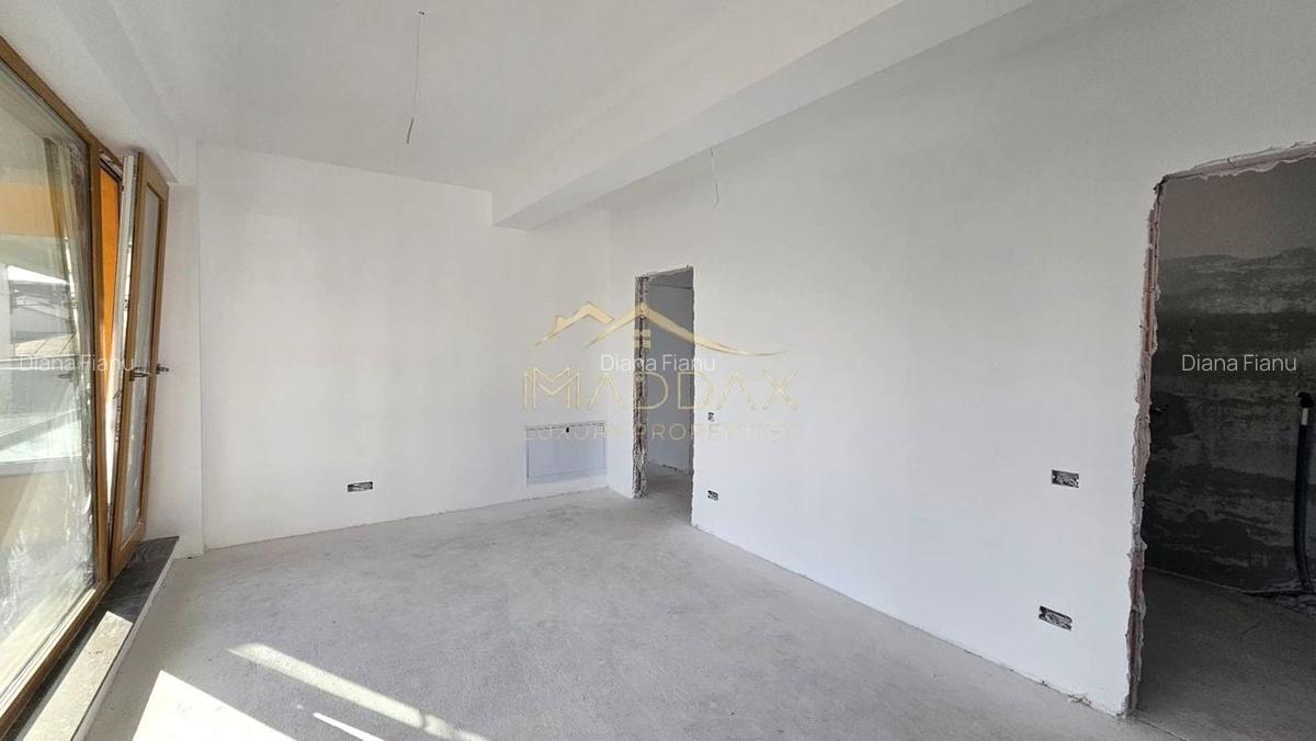 Apartament de vanzare 3 camere tip Duplex***Curte 110mp***Piata Domenii - 8