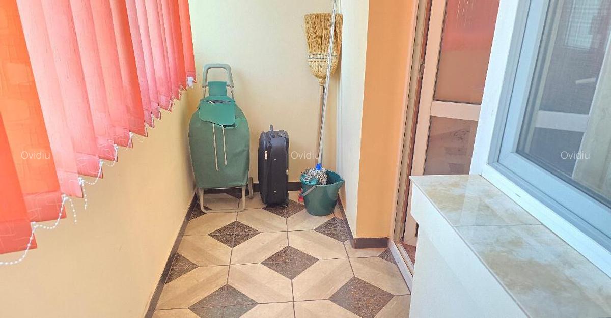 Vand apartament 3 camere decomandat in Deva, zona Enescu, parter inalt - 4 Vand apartament 3 camere decomandat in Deva, zona Enescu, parter inalt - 4