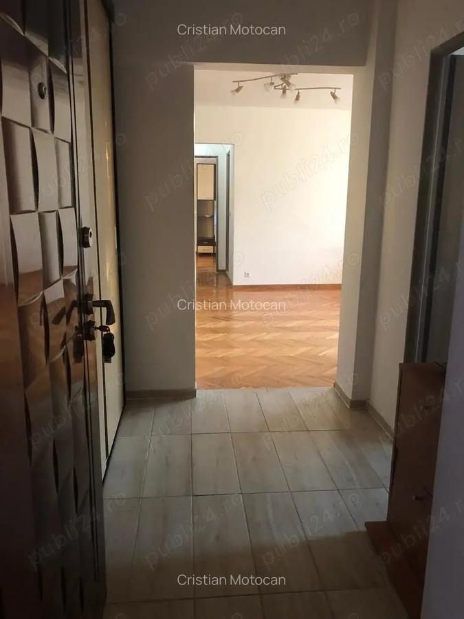 Vind apartament 2 camere zona podgoria,str Traian Mosoiu - 3