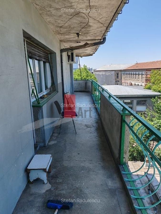 Apartament cu 4 camere decomandat în Cotroceni - 15