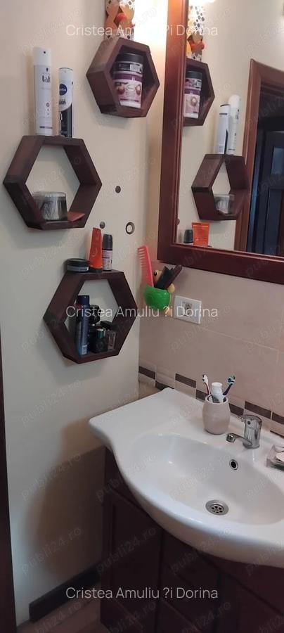 Vanzare apartament 2 camere decomandate, parter, ultracentral in Caransebes - 5 Vanzare apartament 2 camere decomandate, parter, ultracentral in Caransebes - 5