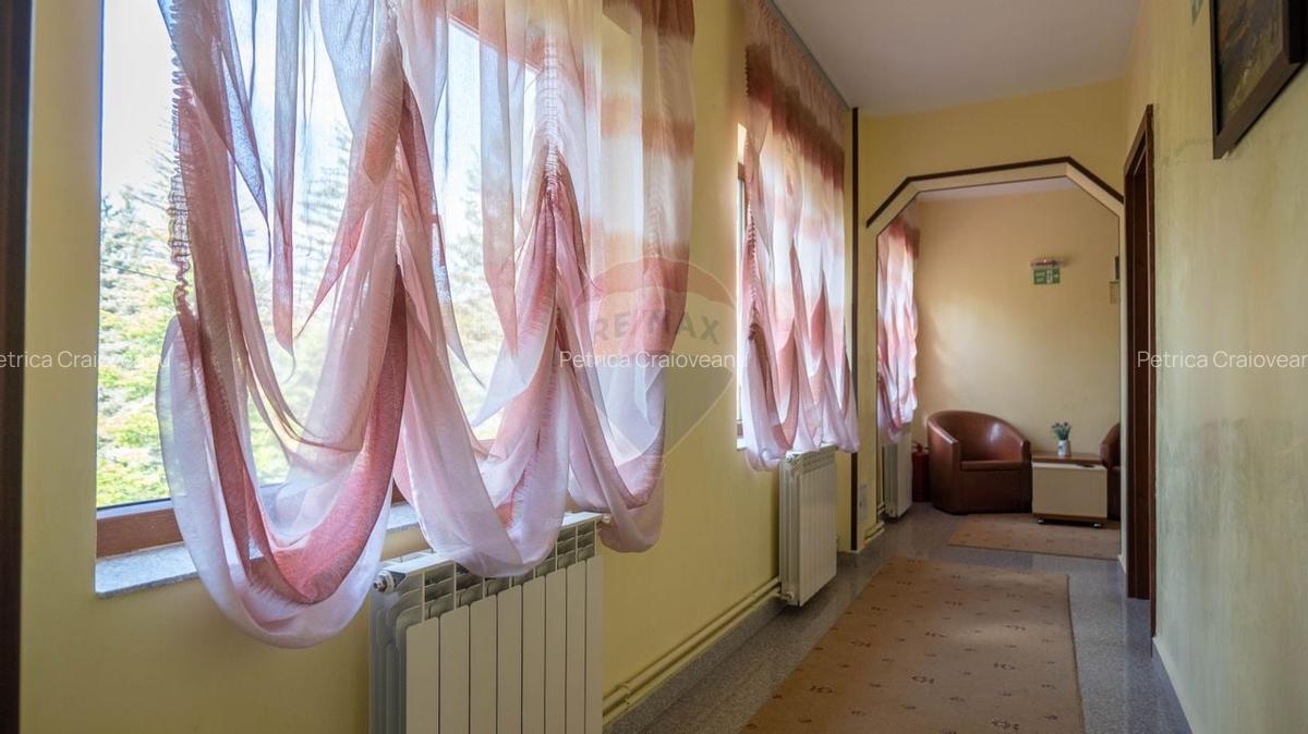 Oferta - vanzare pensiune 10 camere si casa de vacanta, Slanic Prahova - 21