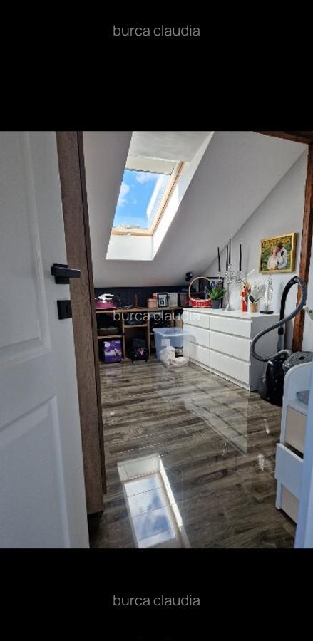 Vand apartament cu 4 camere - 2