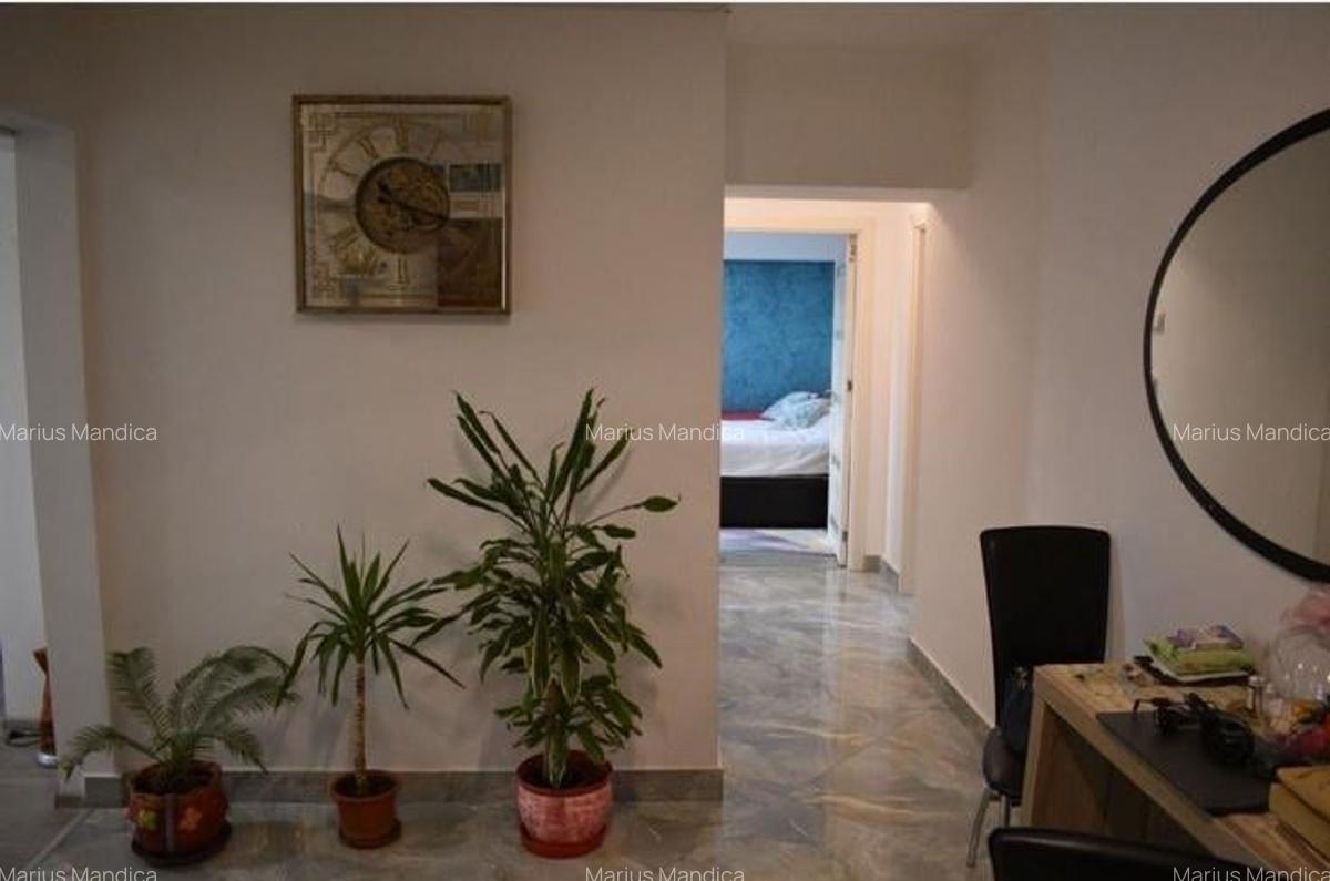 Apartament de 3 camere central Decebal - 5