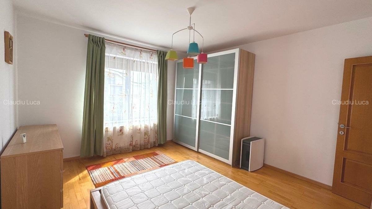 Casă cu 5 camere în Dudu - 11