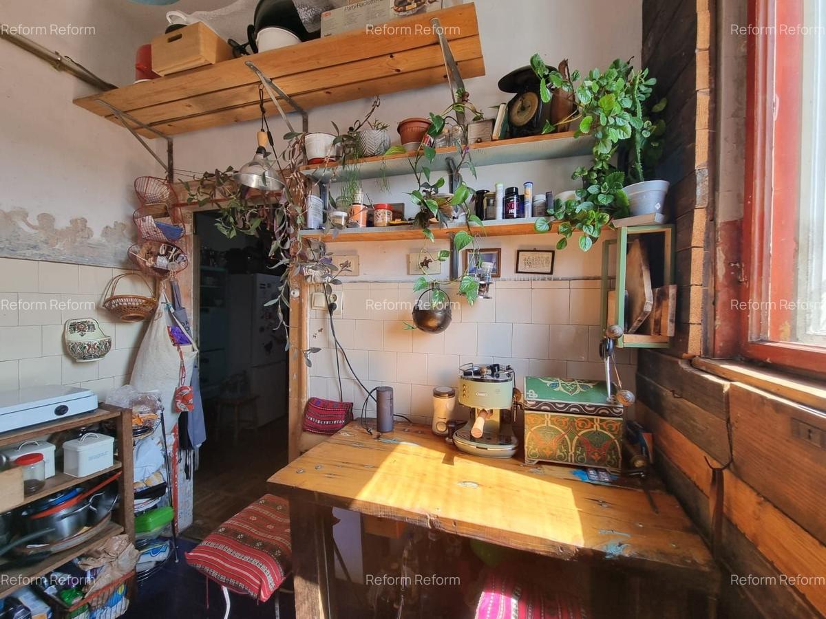 De vânzare apartament  80 mp, cu 3 camere, în centrul istoric - 2