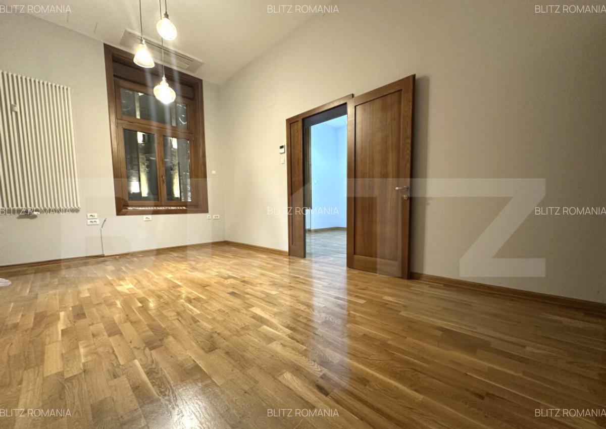 Spa?iu Birou Elegant de Inchiriat, Palatul Stern, 2 camere - 4