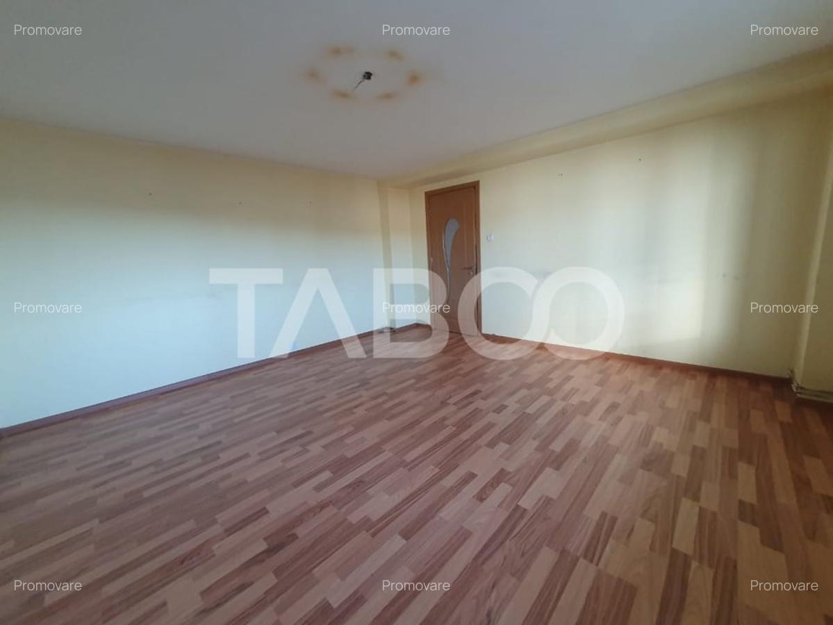 Apartament 3 camere decomandat 80 mp + 2 balcoane zona Teiului - 4