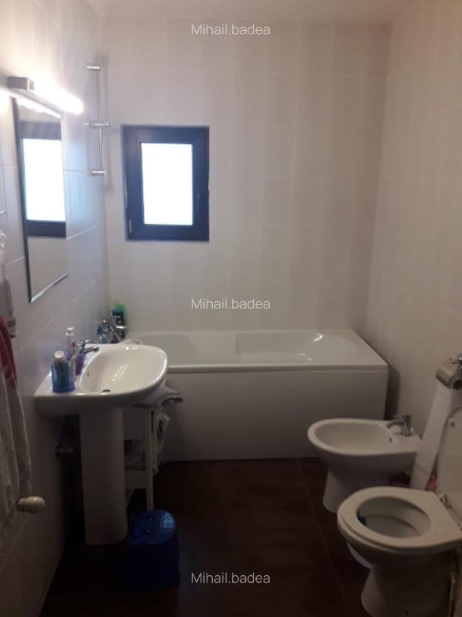 Casa Bogati, Arges, zona Topoloveni - 10