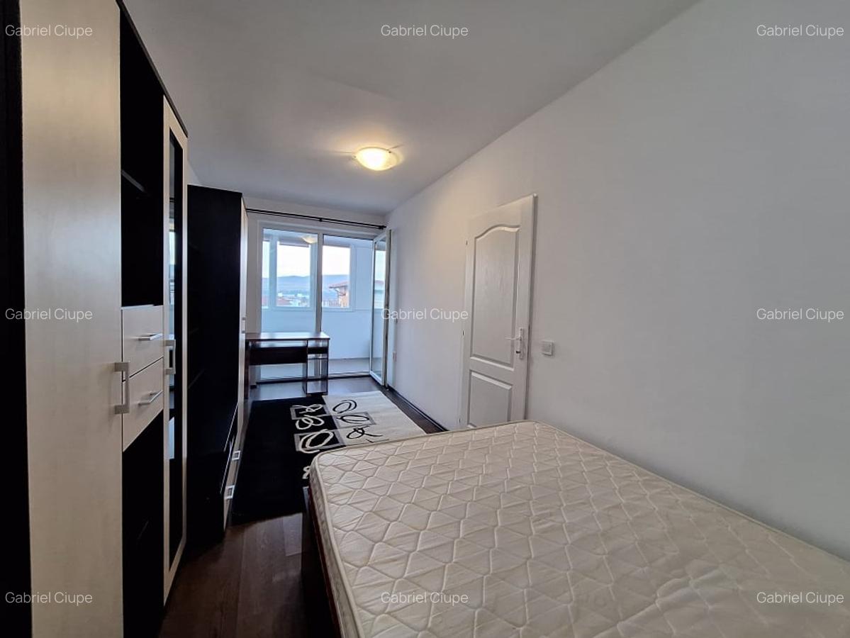 Apartament cu o camera, 34 mp, zona Florilor - 1