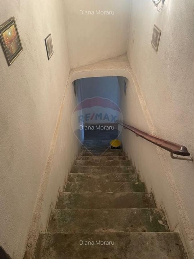 Casa cu 3 camere de vanzare in zona centrala comison 0% - 15