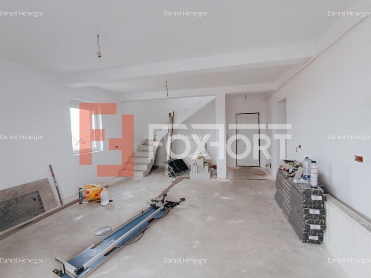 Apartament cu 4 camere semidecomandat în Giroc - 3