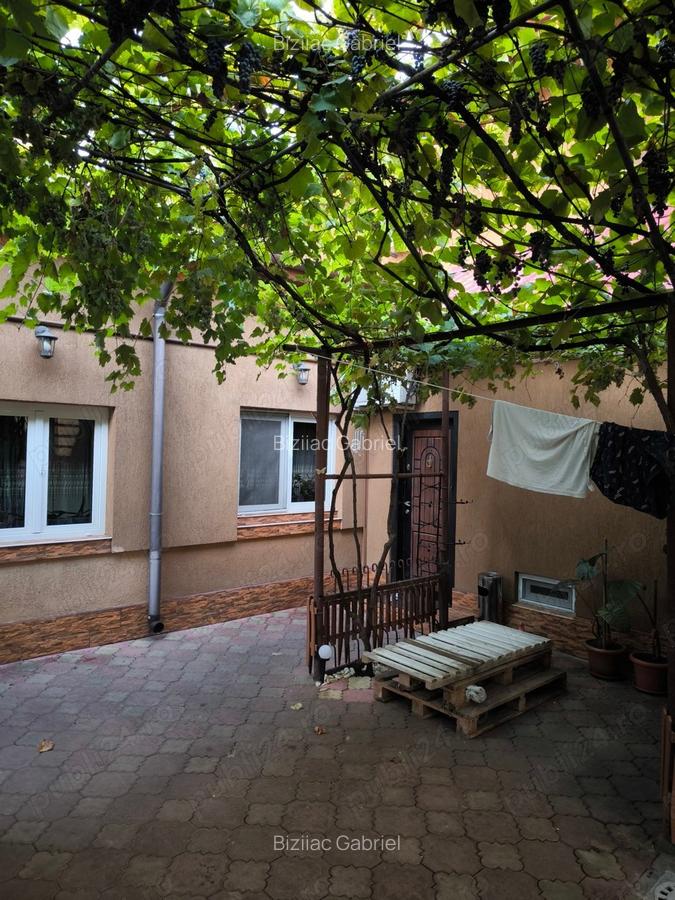 Vand casa curte zona Bucurestii Noi. - 3