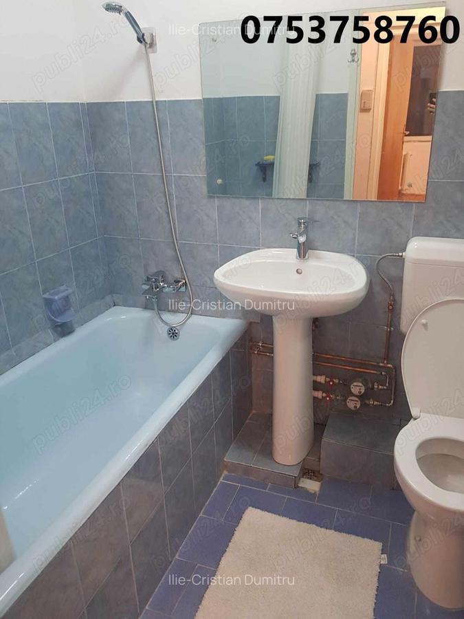 Inchiriez Garsoniera METROU GORJULUI - 1